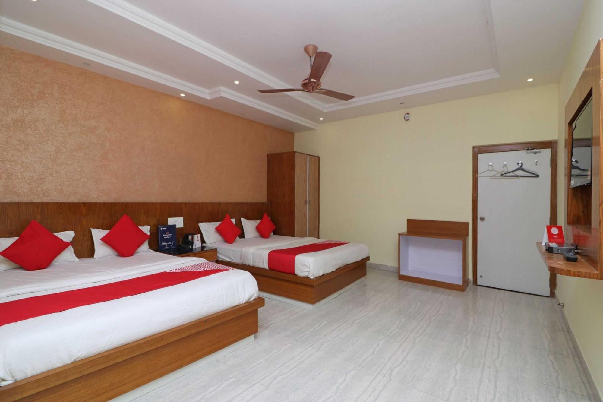 Hotel O G K Palace Bodh-Gajá Kültér fotó