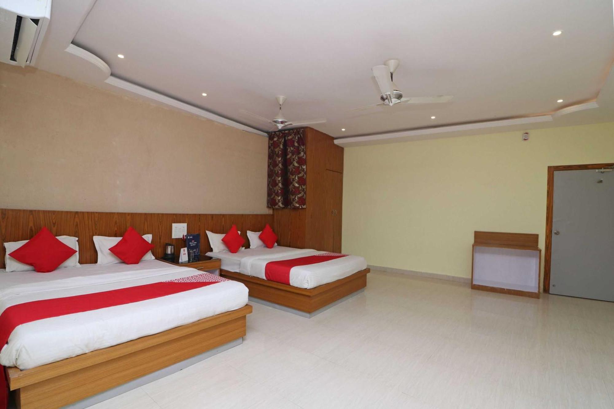 Hotel O G K Palace Bodh-Gajá Kültér fotó